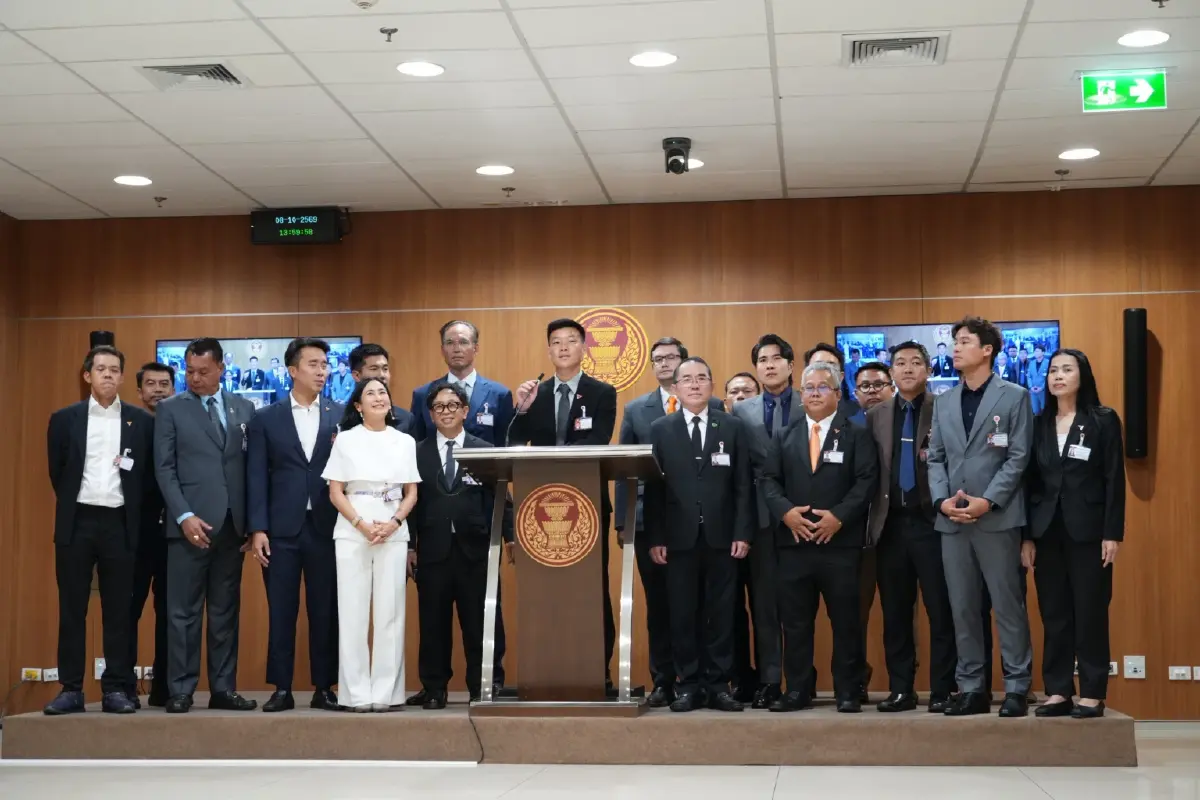 เปิดพฤติการณ์ ’นายกฯ-17 รมต.น้ำเงิน’ ฝ่ายค้านลากขึ้นเขียงซักฟอก