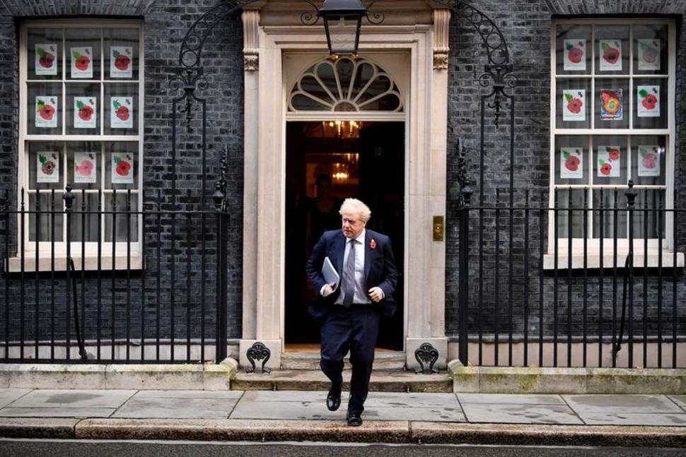 ผวา! เจอวัตถุต้องสงสัย ใกล้บ้าน ‘นายกรัฐมนตรีอังกฤษ’