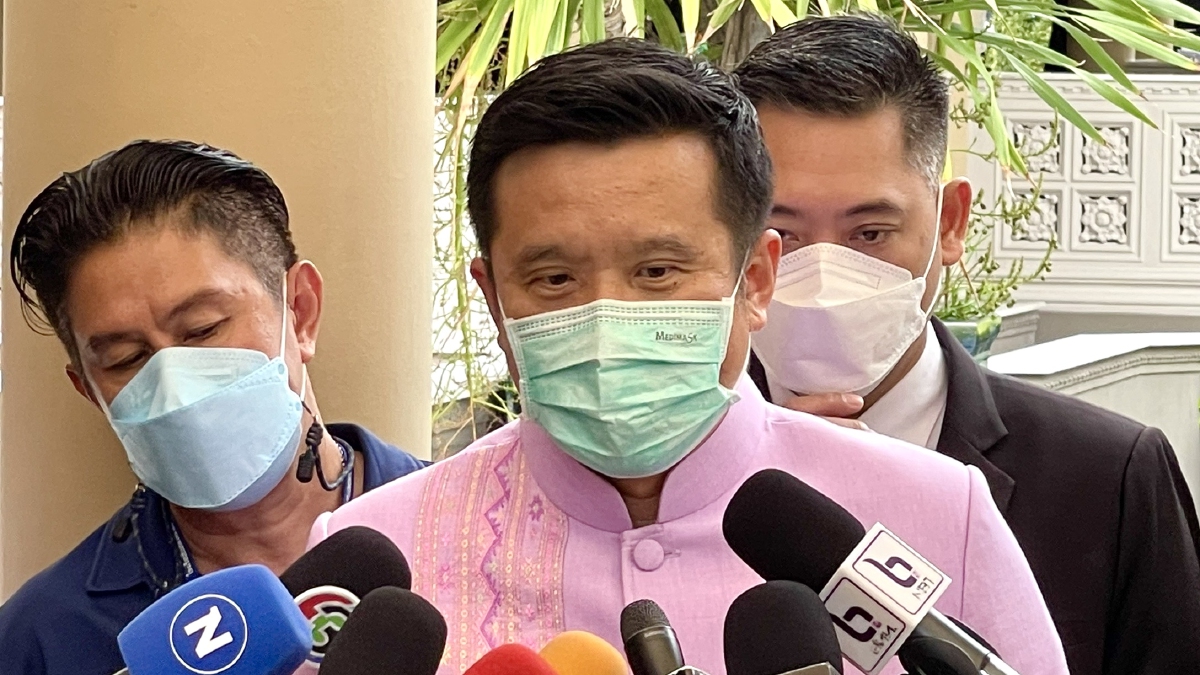 "ชัยวุฒิ"เชื่อไม่ยุบสภา เลือกตั้งใหม่อีกนาน ปัด"นายกฯ" คุมพปชร.