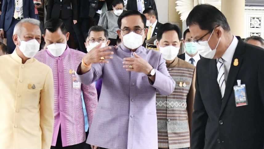 "นายกฯ"ห่วงปชช.โดนดูดเงินจากบัตร สั่งแก้ระบบด่วน เตือนระวังโจรออนไลน์