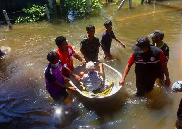 เช็คเลย! ปภ.เตือนภัย 2 ต.ค.จังหวัดไหนบ้างเฝ้าระวังฝนฟ้าคะนอง-น้ำล้นตลิ่ง