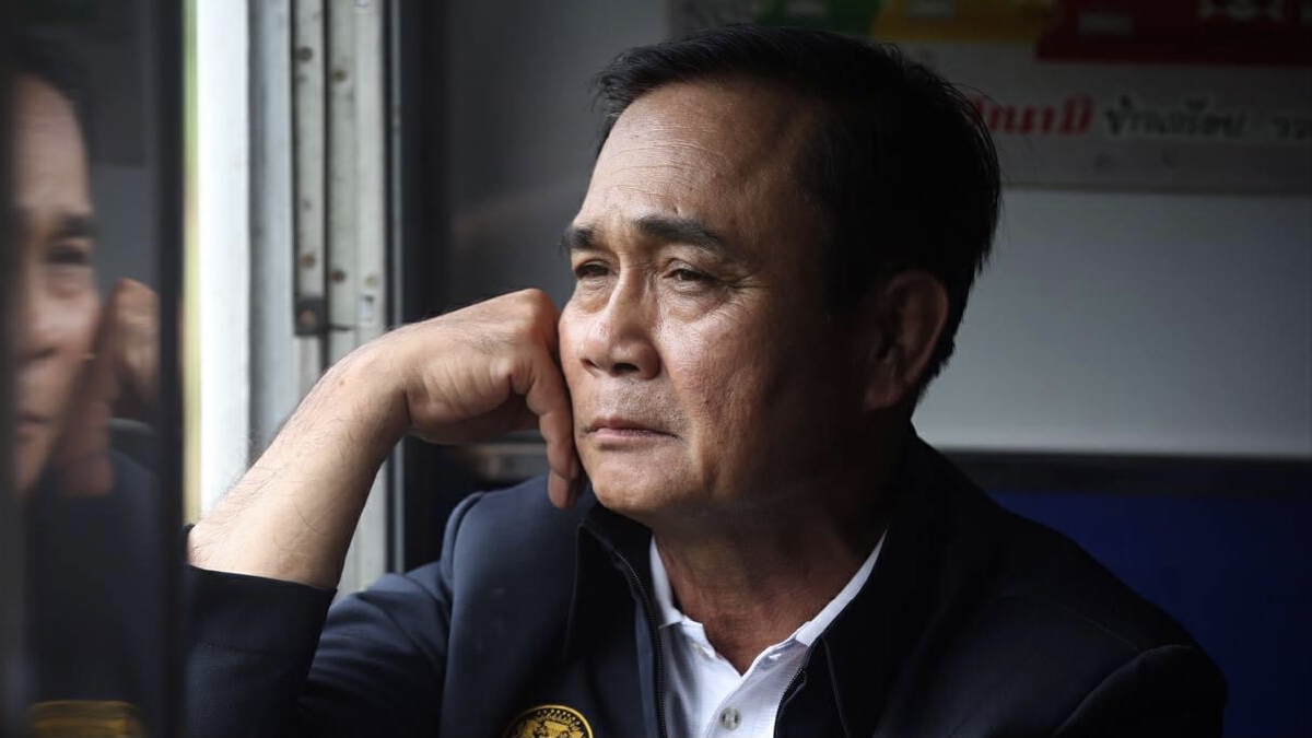 "นายกฯ"ล่องใต้ "ม็อบเมืองคอน" รอขับไล่ แจก "ยันต์กันยุทธ์"