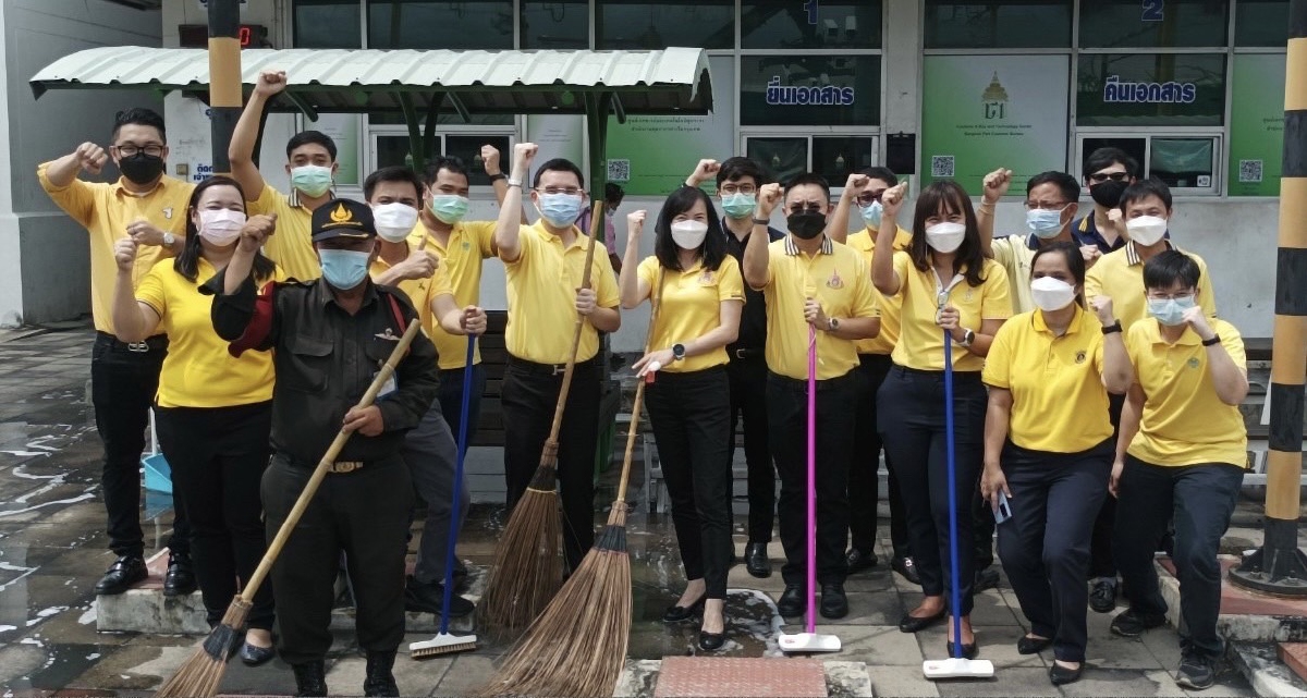 ศุลกากรท่าเรือกรุงเทพจัดกิจกรรม “เราทำความดีด้วยหัวใจ” ถวายพระราชกุศล "ในหลวง ร.9"