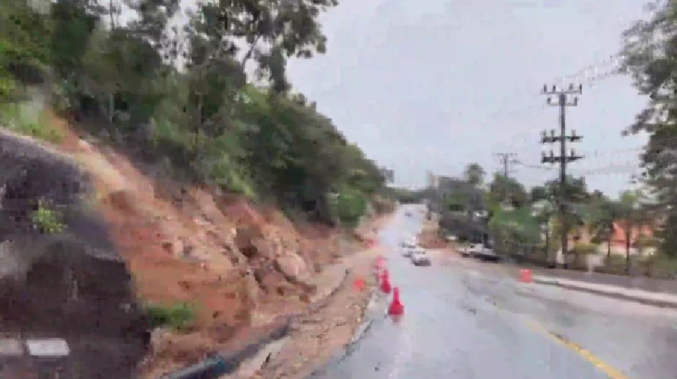 เทศบาลนครเกาะสมุย เตือนฝนตกหนัก ระวังดินสไลด์