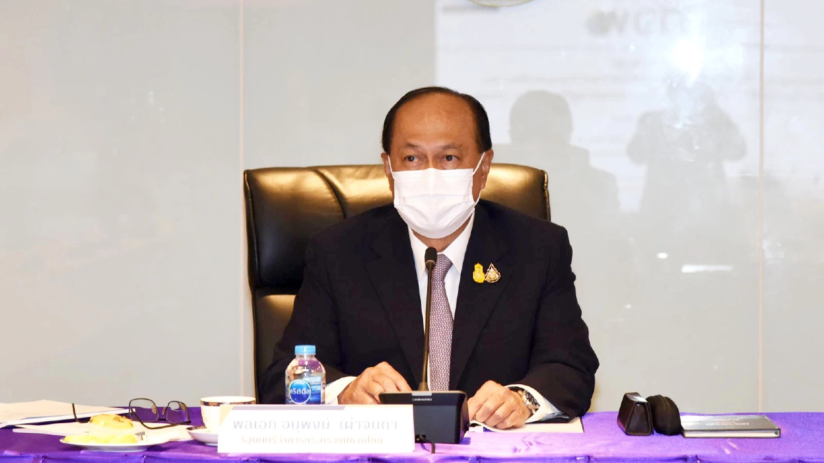 “บิ๊กป๊อก” สั่ง “ผู้ว่าฯ” คุมเข้มชายแดน หวั่นแรงงานทะลักแพร่ “โอมิครอน”