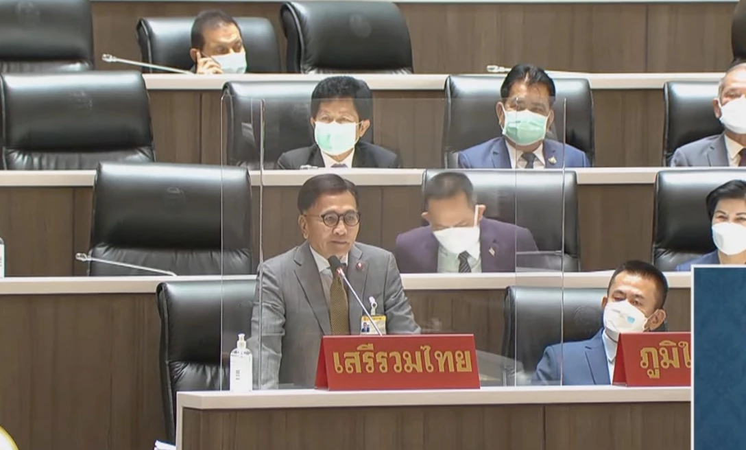 "เรวัต" เตือน "ประยุทธ์" อย่าประมาทคุมเข้ม "โอมิครอน" ห่วงฝ่ายมั่นคง พลาดซ้ำ