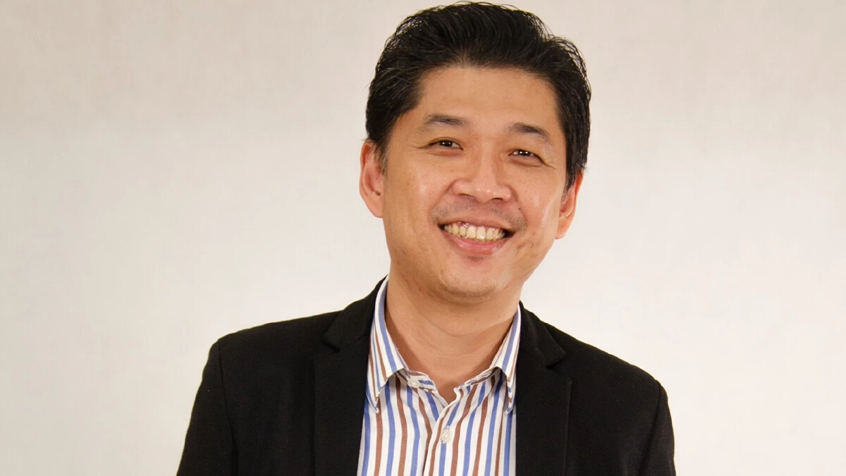 ดร.สถาพร ชี้ Internet of Things เปลี่ยนธุรกิจการศึกษาอนาคต