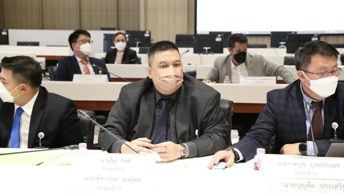 "18ส.ส.เซ็นซบ"เศรษฐกิจไทย"แล้ว "เอกราช"รอฤกษ์ดี โว นโยบายร้องว้าว