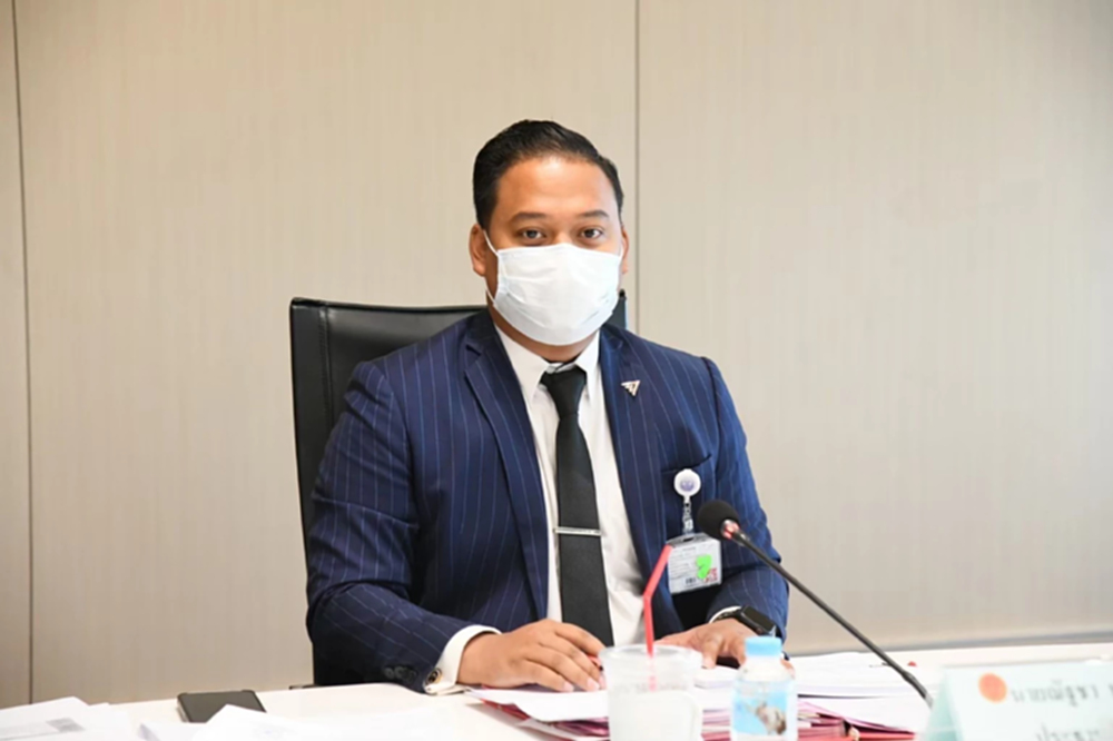 “ก้าวไกล” ไม่พอใจ “ชวน” งดประชุมสภาฯ 2 สัปดาห์ติด ชี้มีวิกฤติยิ่งต้องเปิด