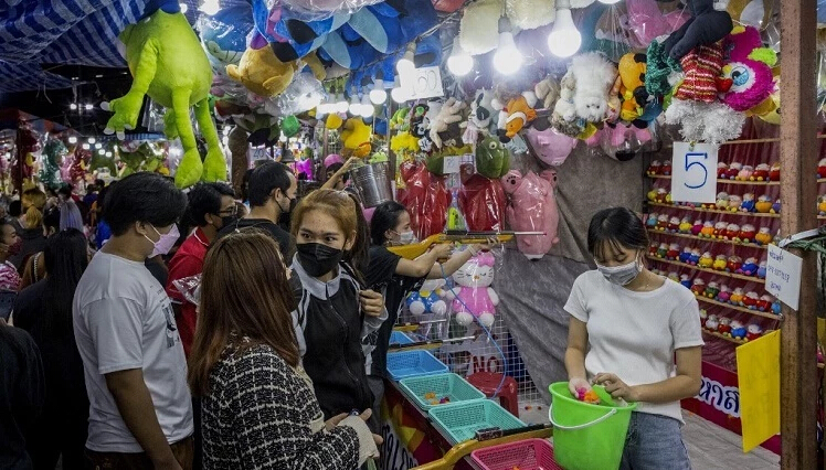 หนี้ครัวเรือน : ปัญหาที่ทุกคนต้องร่วมด้วยช่วยกันแก้ | แจงสี่เบี้ย