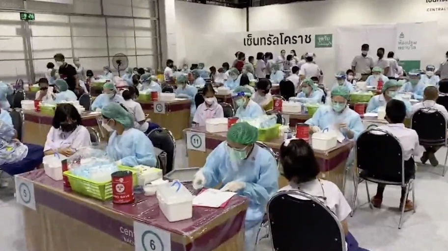 ผู้ว่าฯโคราช วอนตั้งการด์สูง ป่วยโควิดนิวไฮ 262 ราย