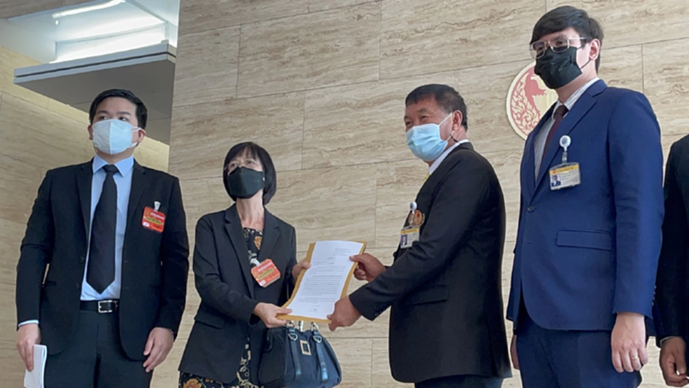 แม่หมอกระต่าย ร้อง "กมธ.กฎหมาย" สอบคู่ขนาน ห่วงคดีเงียบ