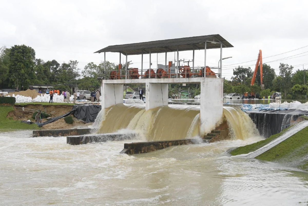 "เฉลิมชัย" สั่งด่วน ชป. เร่งช่วยชาวมูโนะ หลังมีฝนตกหนัก