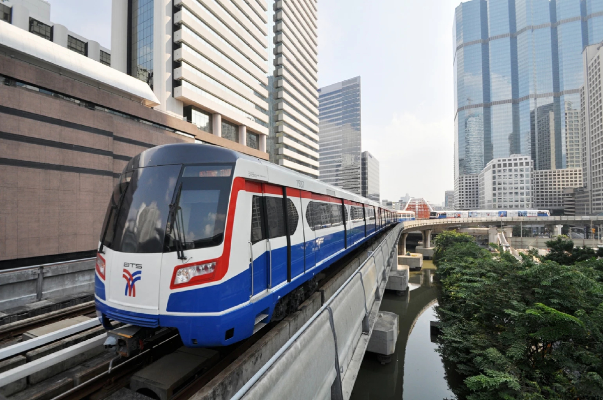 ต่อสัมปทานรถไฟฟ้าสายสีเขียว เอกชนรับหนี้แทน กทม. 2 แสนล้านบาท