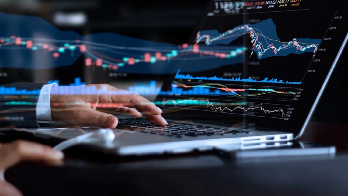 "โบรกฯ - ต่างชาติ" จับมือซื้อหุ้น 2.4 พันล้าน หนุนดัชนีบวก