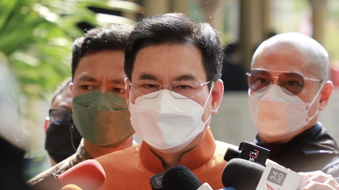 "จุรินทร์" โยนถาม "นายกฯ" ปม "ยุบสภา" ชี้ คาดการณ์ล่วงหน้าไม่ได้