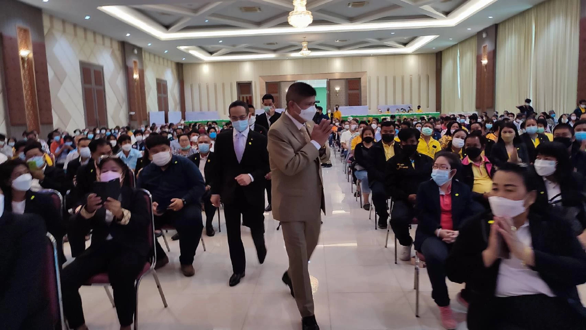 “เสกสกล”ประชุมใหญ่รวมไทยสร้างชาติ-ไร้บิ๊กเนมร่วมพรรค