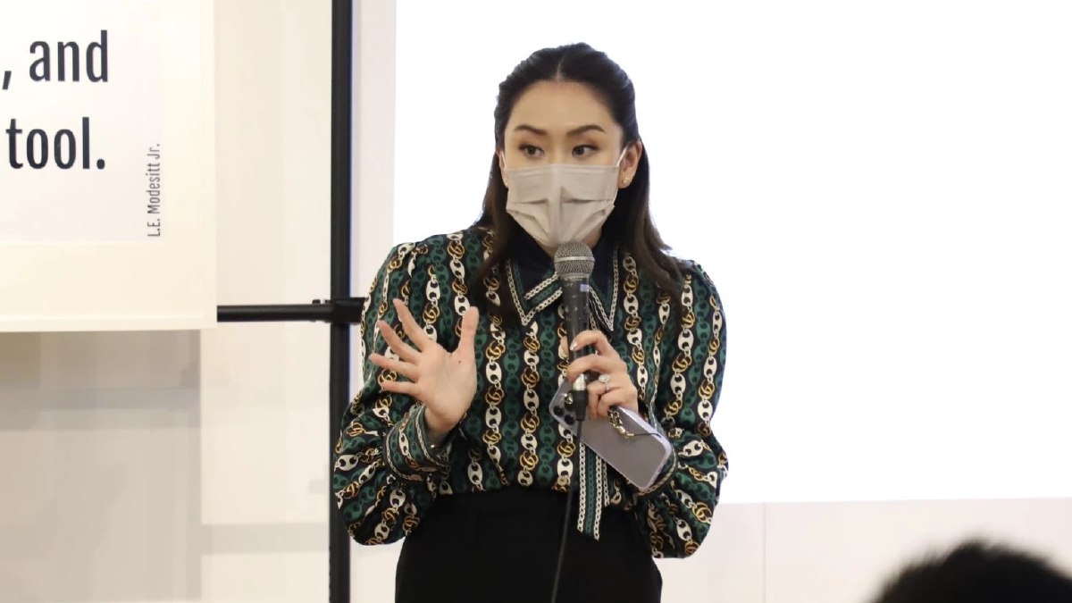 "อุ๊งอิ๊ง" โชว์วิชั่น แนะ "พท." ออกนโยบาย ผ่าน DIWK ชู นวัตกรรม แก้ปัญหาประชาชน