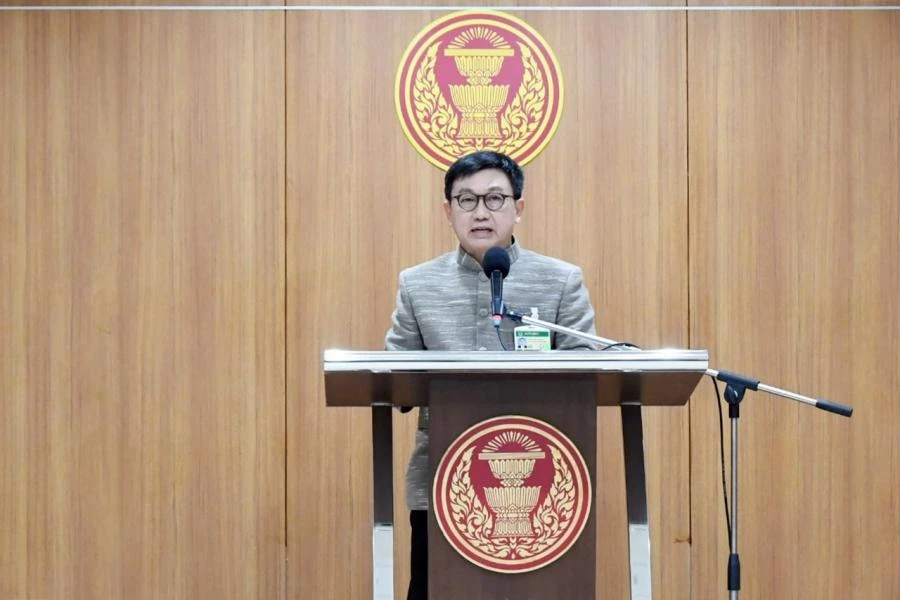 "ดิเรกฤทธิ์" เผย "กมธ.ซีกส.ว." งดโหวต แก้พ.ร.ป.พรรค ให้ "ส.ว." ร่วมตั้งพรรค