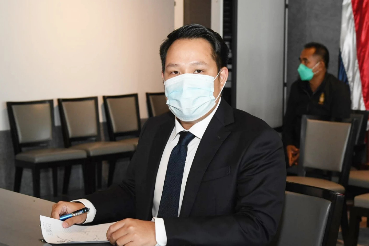 "อิสรพงษ์" รายงานตัวต่อสภาฯ เร่งดันแก้ปัญหาพื้นที่ชุมพร