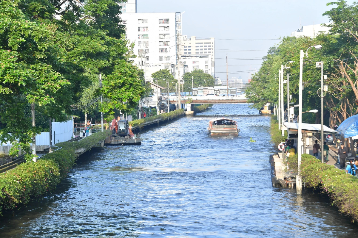 กรมชลประทาน เดินหน้าปรับปรุงคลองบางขนาก เพิ่มประสิทธิการระบายน้ำ