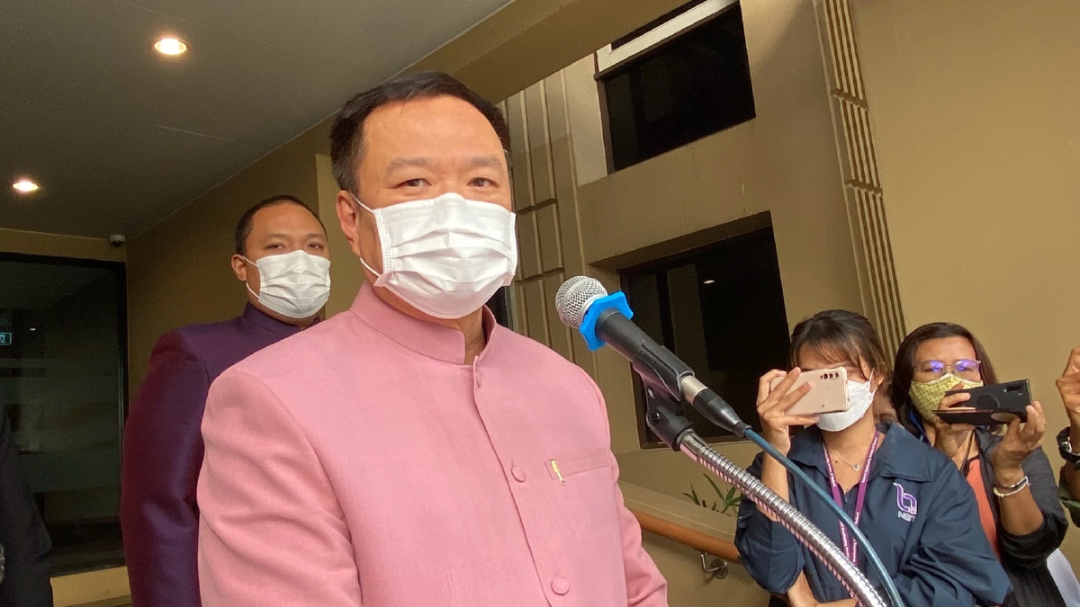 “อนุทิน”โยนถามนายกฯปมยุบสภาเดือนพ.ย.-เผยเศรษฐกิจไทยไม่สร้างปัญหา