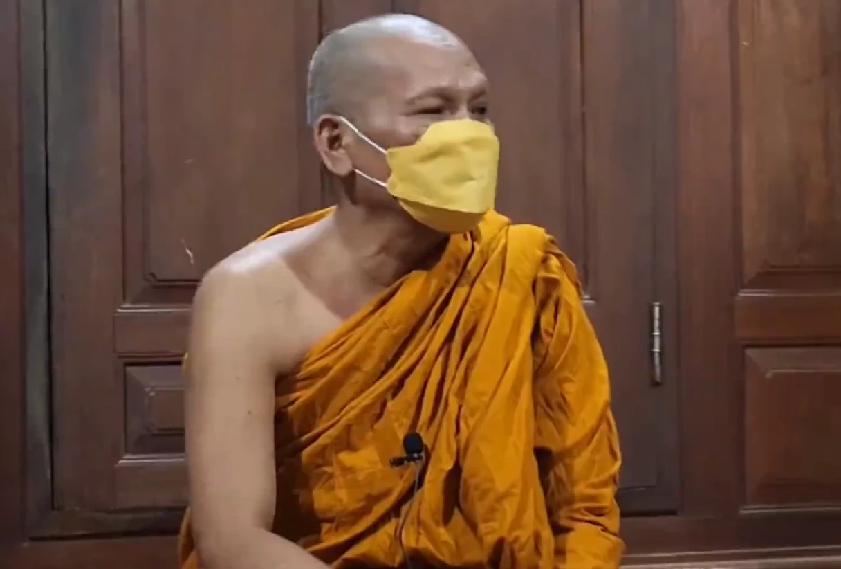 เจ้าอาวาสวัดดัง โต้มั่วสีกา หลัง "หมอปลา" พาสื่อบุกวัด อ้างปมตลาดนัด