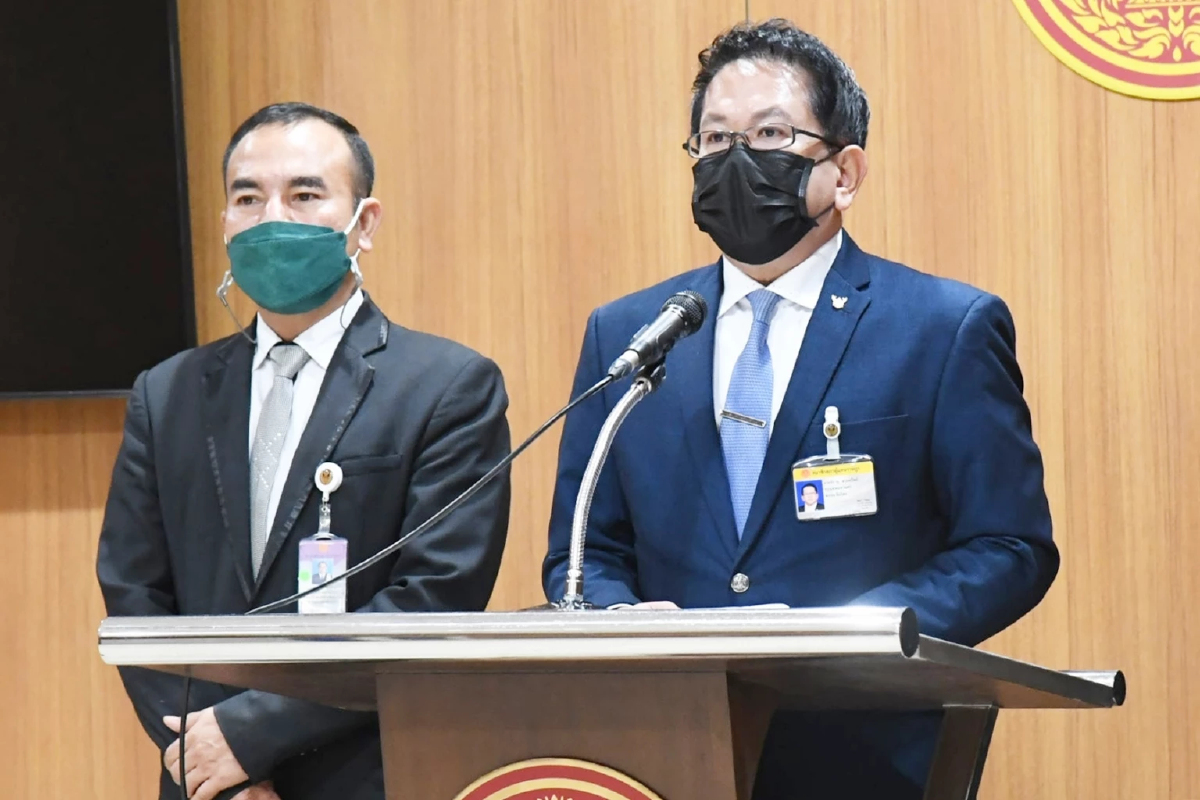 "จิรายุ" แถลงผลงานกมธ.ฯ จ่อเอาข้อมูล "ขายน้ำประปา" ไร้สัญญาซักฟอกรัฐบาล