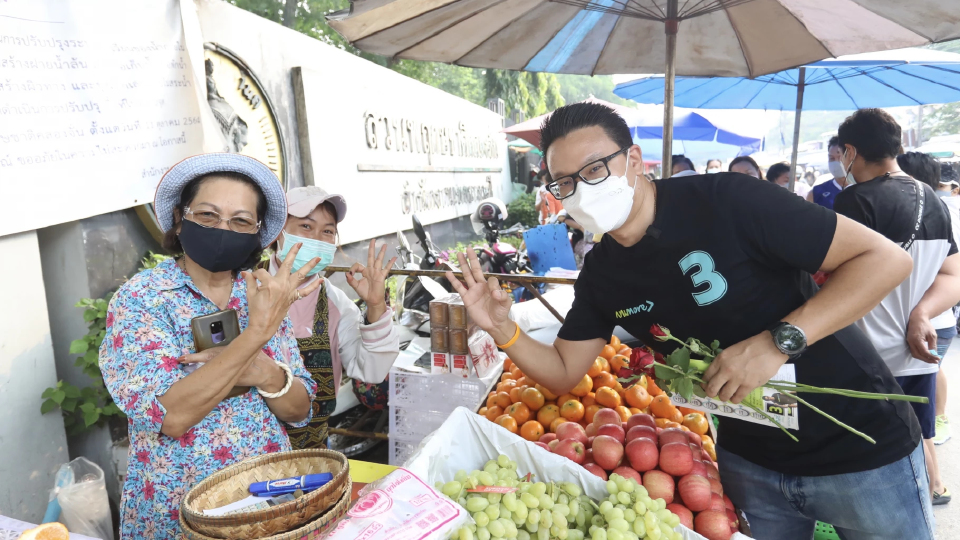 "สกลธี" ลั่น พร้อมหั่นราคา "รถไฟฟ้า" ถูกลงกว่านี้ พร้อมเรียกสัญญาดูอีกรอบ