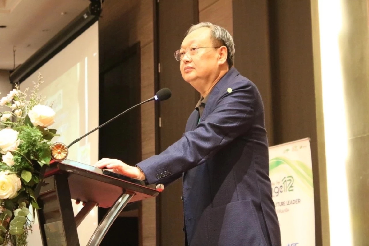 “สนธิรัตน์”ชงสร้างอนาคตไทยผุด”แพทย์ทางไกล-ภาษีคาร์บอน” รับมือ 3 วิกฤตโลก