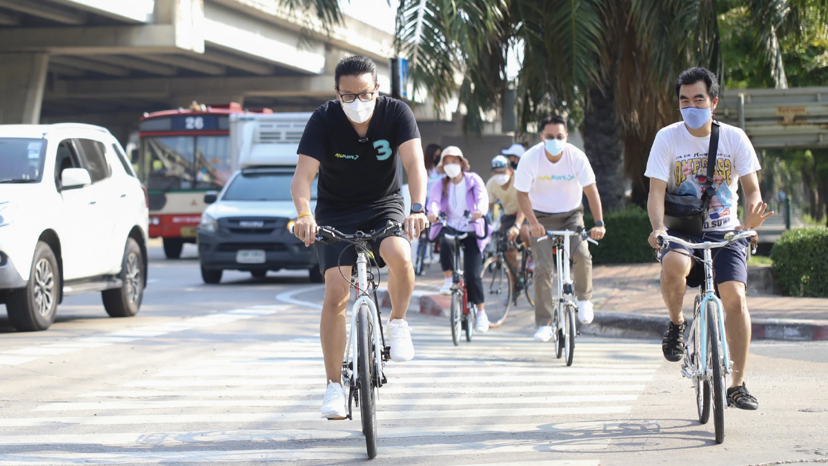 "สกลธี" เล็งเพิ่มเส้นทางจักรยาน ใน กทม. จัดรถตู้ รับส่ง คนแก่ ไปรพ. ทุกเขต
