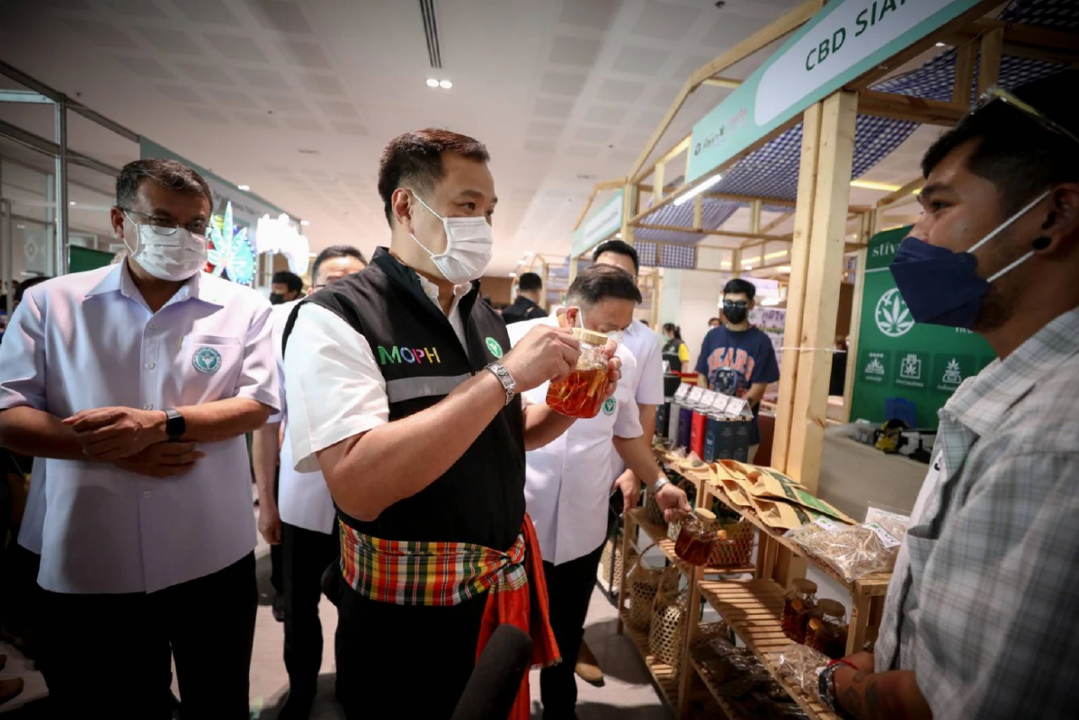 มหกรรมกัญชา ขอนแก่น สร้างรายได้-จับคู่ต่อยอดทางธุรกิจ