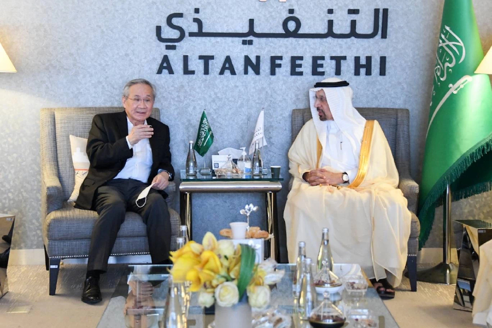 "ดอน" นำคณะนักธุรกิจไทย สำรวจตลาดซาอุฯ ฟื้นสัมพันธ์เศรษฐกิจ