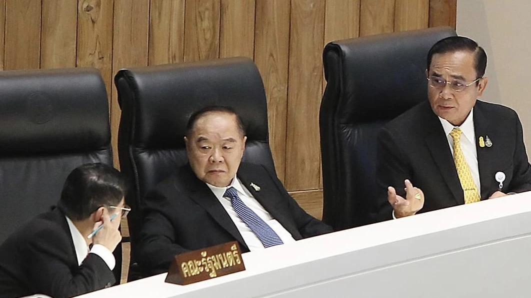 "รัฐบาล" ไม่หวั่น "ศึกซักฟอก" แนะ "ฝ่ายค้าน" เตรียมข้อมูล อย่าจ้อ น้ำท่วมทุ่ง