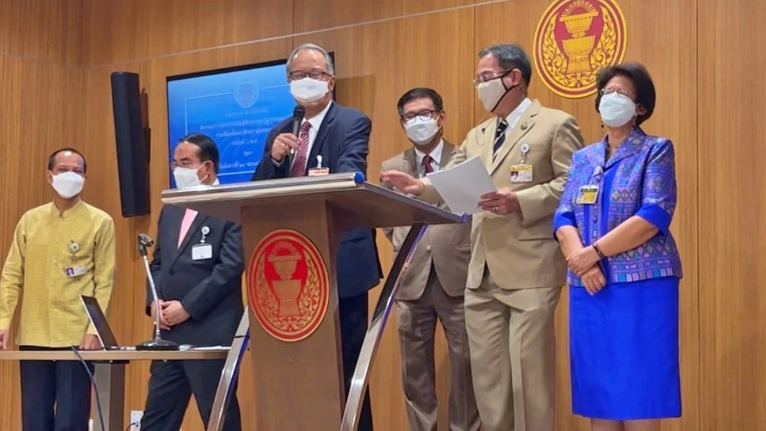 "ชูศักดิ์" พอใจภาพรวมแก้ร่างพ.ร.ป. ปัดตอบเอื้อ "พท." แลนด์สไลด์