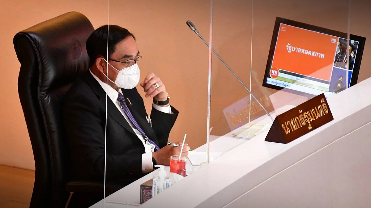 "ประยุทธ์" โต้พท.ถล่มจัดงบน้อย สวน "จำนำข้าว" ก่อหนี้9.5 แสนล.