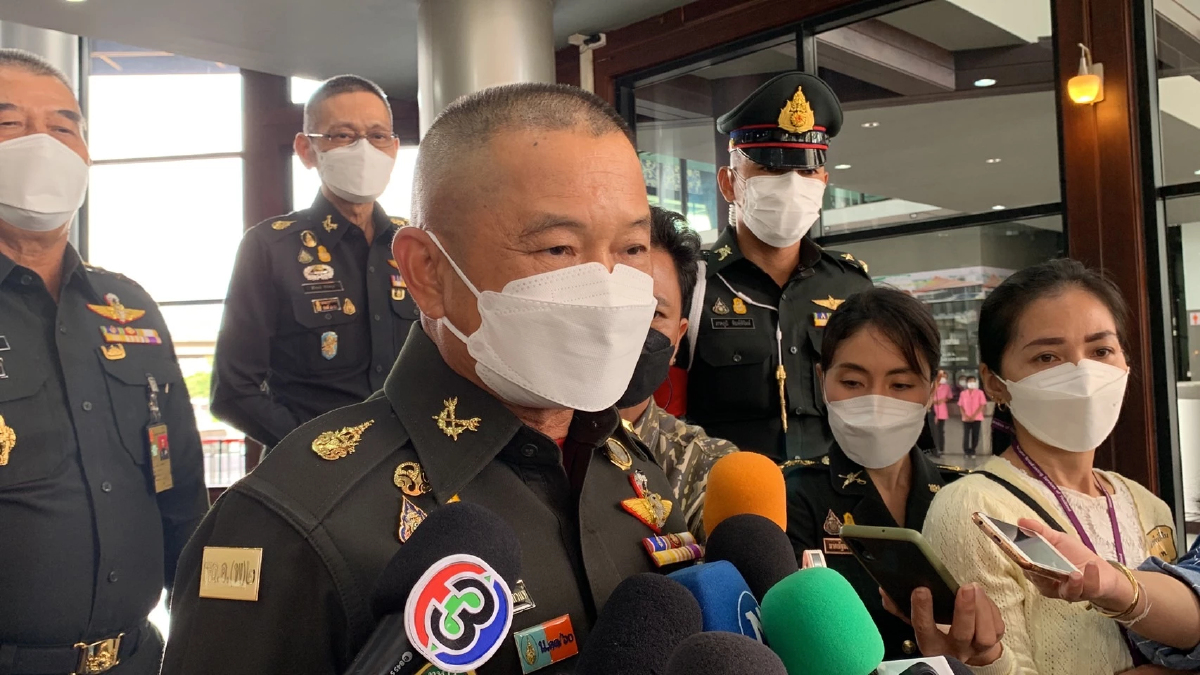 ผบ.ทบ. ย้ำปกป้อง สถาบัน เป็นหน้าที่ ซัด อย่าลามปาม ดูหมิ่นคนอื่น