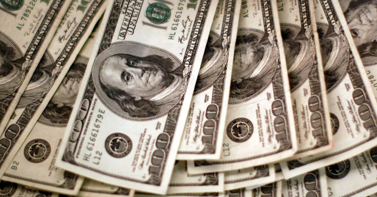 ดอลลาร์แข็งค่าท่ามกลางกระแสคาดการณ์ว่าเฟดจะปรับขึ้นอัตราดอกเบี้ย 0.75%