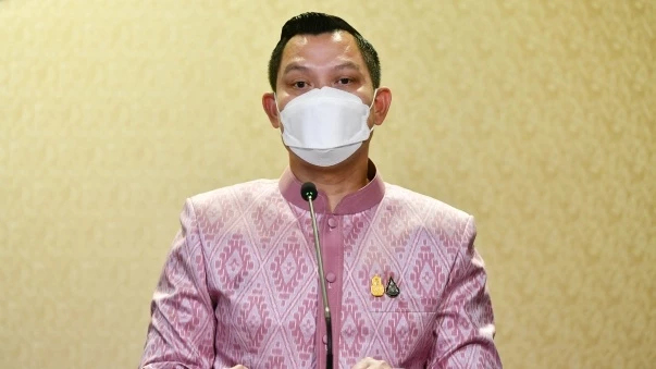 "ธนกร" จี้ "ฝ่ายค้าน" หยุดดิสเครดิต "รัฐบาล" ปมให้โควต้าพรรคเล็กนั่งกมธ.งบ
