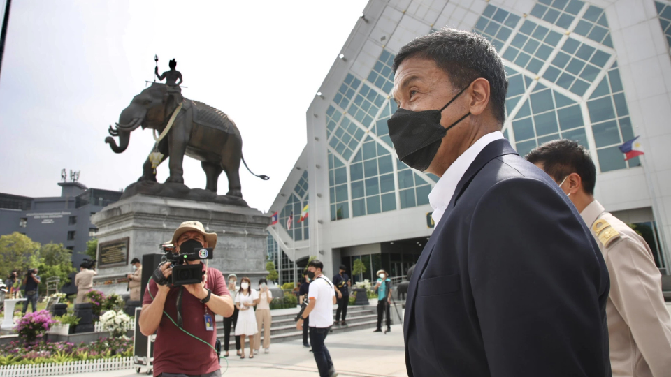 ส.ก.รายงานตัวเลขาฯสภาแล้ว 31 คน “ชัชชาติ” หนุนเร่งเปิดประชุมนัดแรก