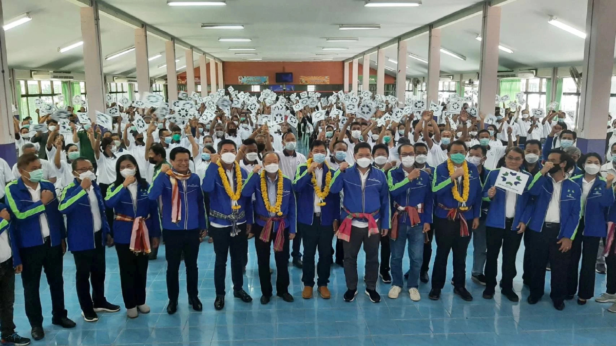 “พรรคสร้างอนาคตไทย”เปิดตัวผู้สมัครส.ส.กาฬสินธุ์ ชูแก้หนี้-ปัญหาปากท้อง