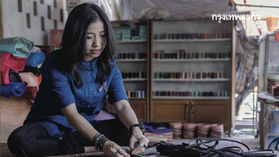 "รมช.พาณิชย์" มอบหมาย "SACIT" พัฒนางานศิลปหัตถกรรมไทยรับเดือน Pride Month