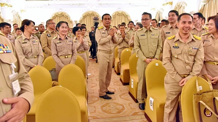 อนาคตไทยที่ออกแบบได้ | ประกาย ธีระวัฒนากุล