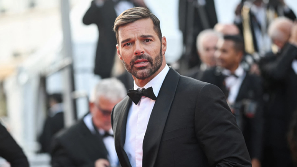 “ริกกี้ มาร์ติน” ถูกหลานชายฟ้องล่วงละเมิด เสี่ยงคุก 50 ปี ตามกฎหมาย