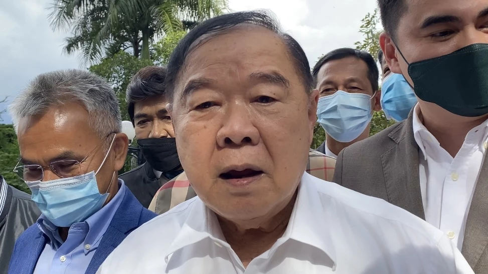 อยู่ยาก "ส.ส.พปชร." ขู่ ย้ายพรรค หากดึงดัน "บัตรใบเดียว" เสี่ยงสอบตก แพ้ "พท."