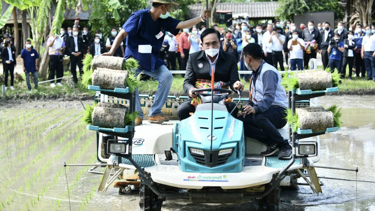 "นายกฯ" โว "รัฐบาล" อยู่ยาวต้องมีผลงานแบบนี้ ชี้ อยู่สั้น1-2ปี ทำไม่สำเร็จ