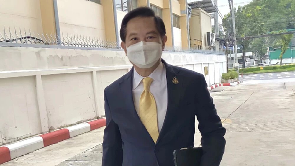 “พีระพันธุ์” ปัดนั่งหัวหน้า “รวมไทยสร้างชาติ” หลังสะพัดประชุมใหญ่ 3 ส.ค.