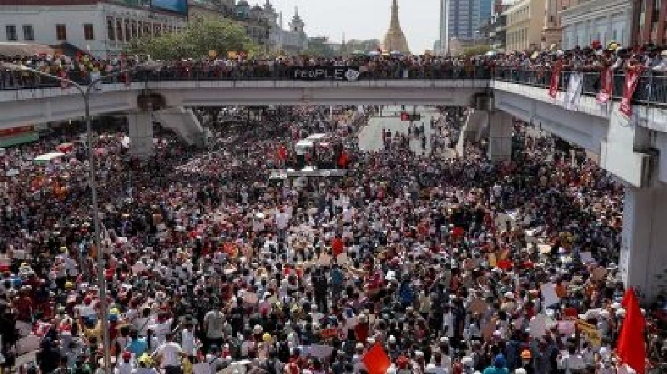 'บลิงเคน'รมต.ต่างประเทศสหรัฐจี้จีน-อาเซียนร่วมกดดันเมียนมาฟื้นปชต.