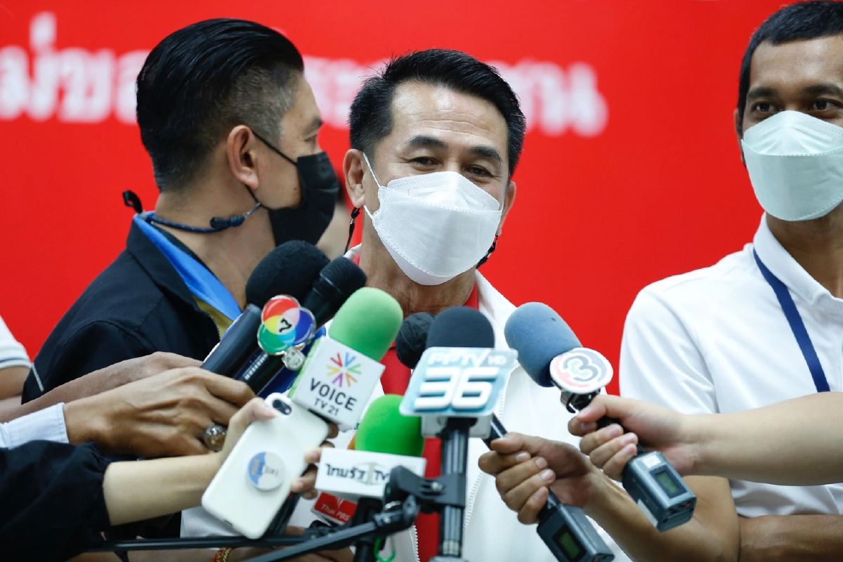 “เพื่อไทย”ตั้งเป้าโกย 18 ล้านเสียง - มั่นใจหาร 500 ได้ส.ส.บัญชีรายชื่อ