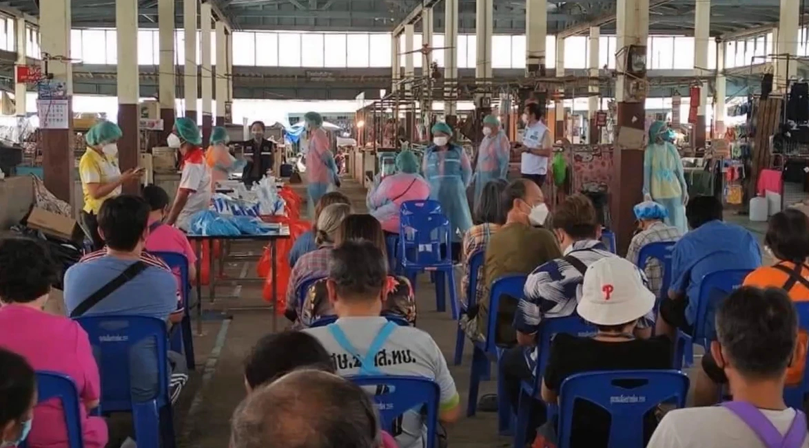 สถานศึกษา ตลาดสด แหล่งระบาดโควิด BA.4/BA.5 ล่าสุดพบผู้ป่วยในพื้นที่ สั่งเฝ้าระวังเข้ม